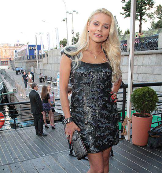 Ксения Новикова.