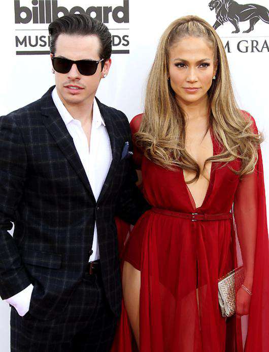 Дженнифер Лопес и Каспер Смарт. Фото: Rex Features/Fotodom.ru.