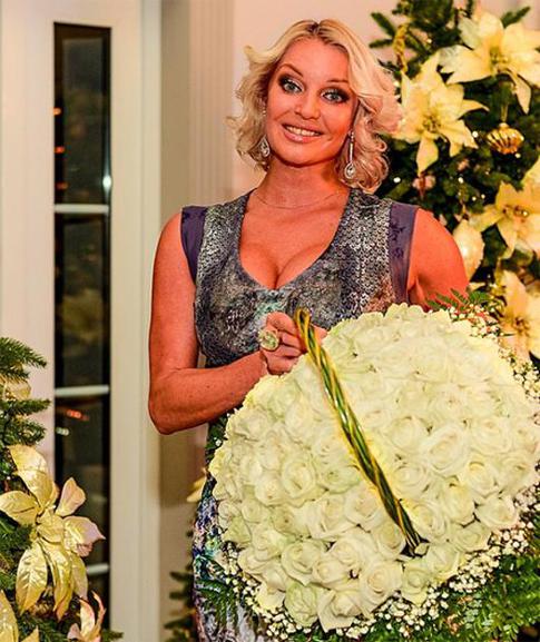 Анастасию Волочкову покусал лемур