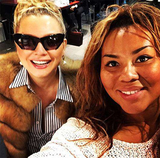 Лена Ленина и Корнелия Манго. Фото: Instagram.com/lenaleninaofficial.