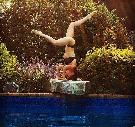 Хилария Болдуин демонстрирует отличную форму через три недели после родов. Фото: Instagram.com/hilariabaldwin.