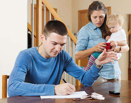 Как избежать ссор из-за денег? Фото: Lori.ru.