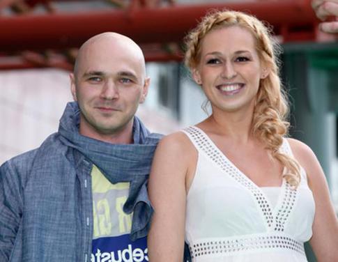 Солист «Касты» скоро станет отцом