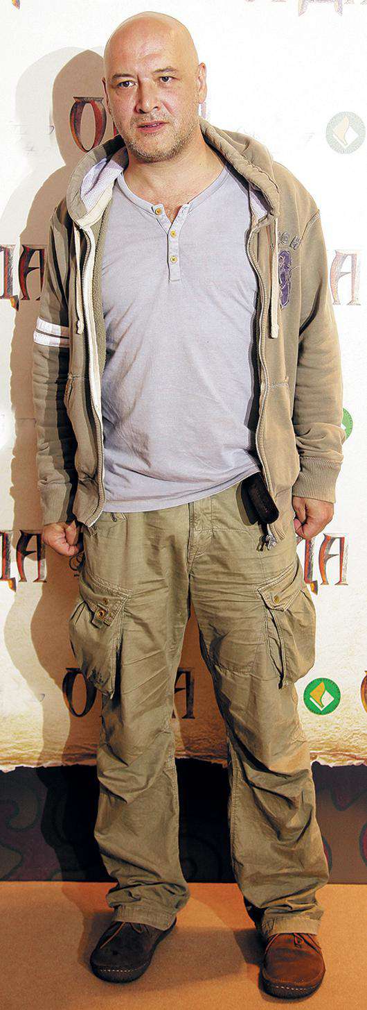 Максим Суханов.