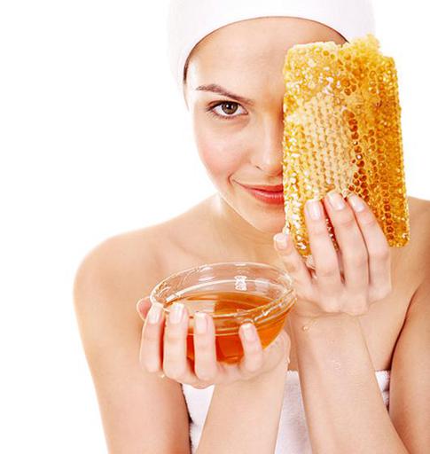 Медовый месяц: неизвестные факты о пользе пчелиного маточного молочка