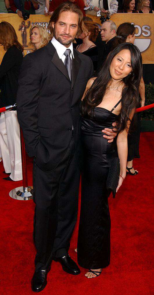 Джош Холлоуэй с женой. Фото: Rex Features/Fotodom.ru.