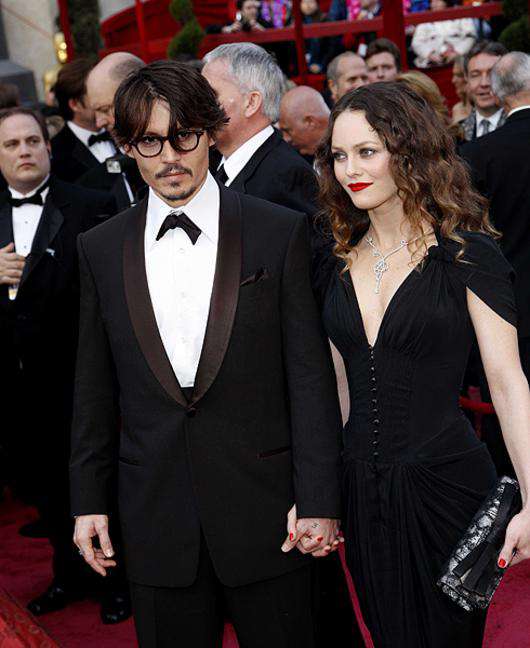 Джонни Депп и Ванесса Паради. Фото: Sipa Press/Fotodom.ru.