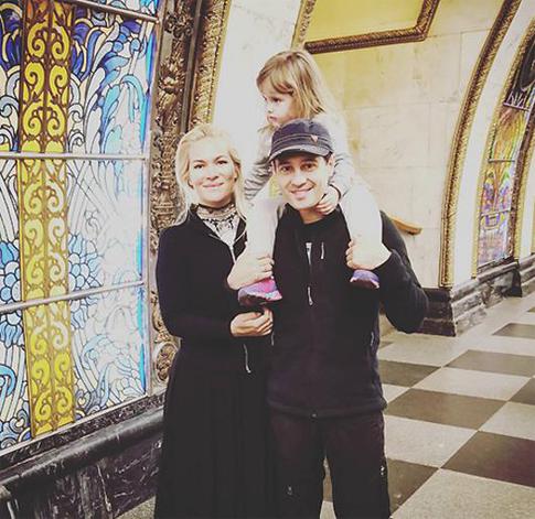 Виктория и Антон Макарские переехали в Москву