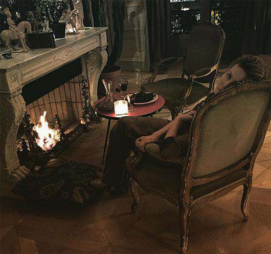 Рената Литвинова показала квартиру в Париже. Фото: Instagram.com/renatalitvinovaofficiall.