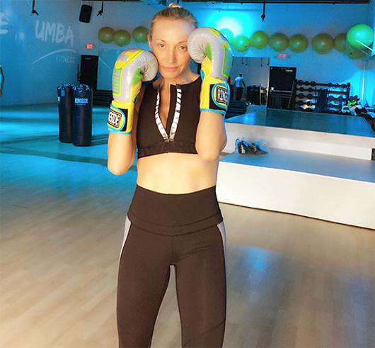 Кристина Орбакайте в спортзале. Фото: Instagram.com/orbakaite_k.