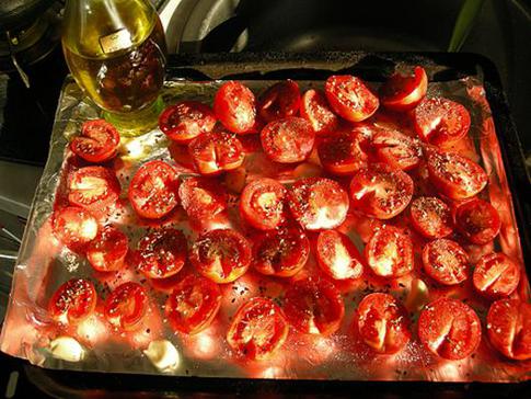 Печеные помидоры поднимут настроение