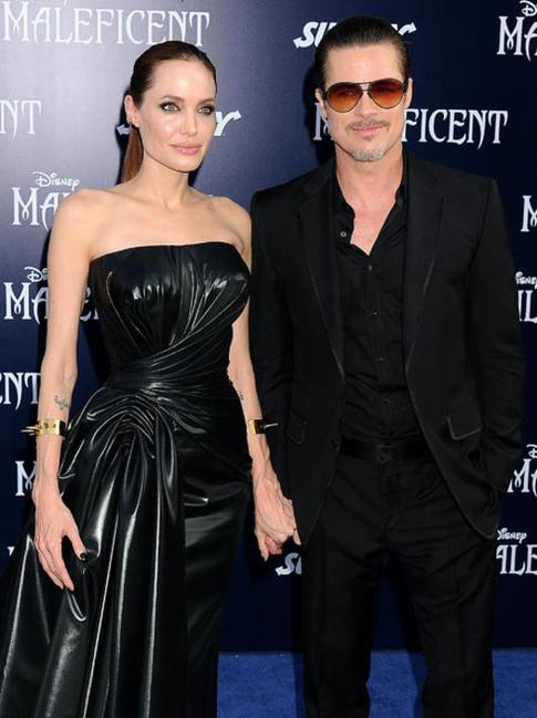 Брэд Питт заставляет Анджелину Джоли толстеть