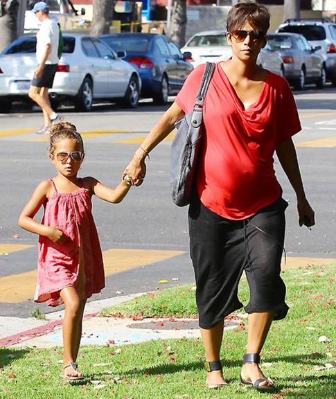 Папарацци запретят фотографировать звездных детей