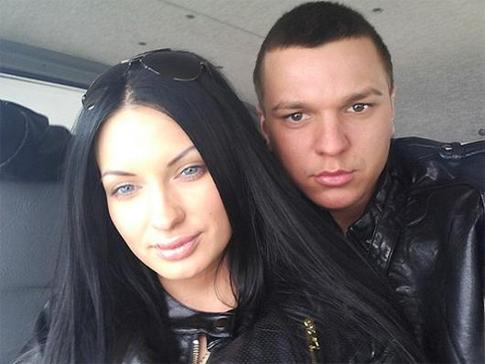 Евгения Феофилактова показала животик