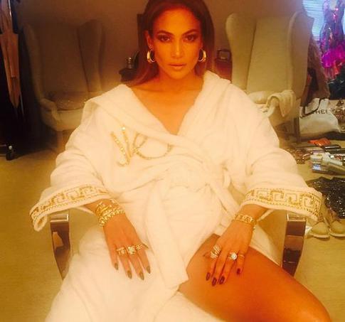 Дженнифер Лопес вновь шокирует публику