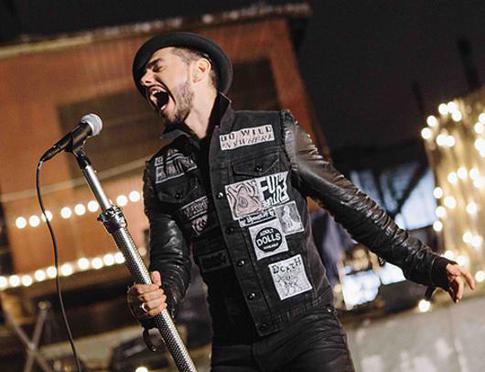 Тимур Родригез заговорил по-польски