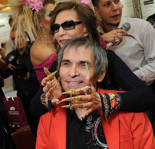 Бари Алибасов и Джуна.