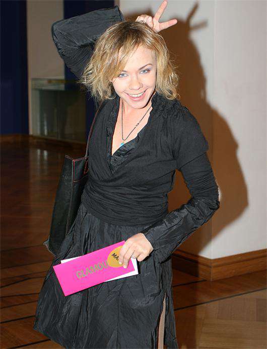 Лена Перова.