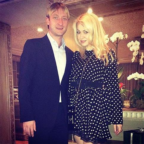 У Рудковской и Плющенко появились малыши