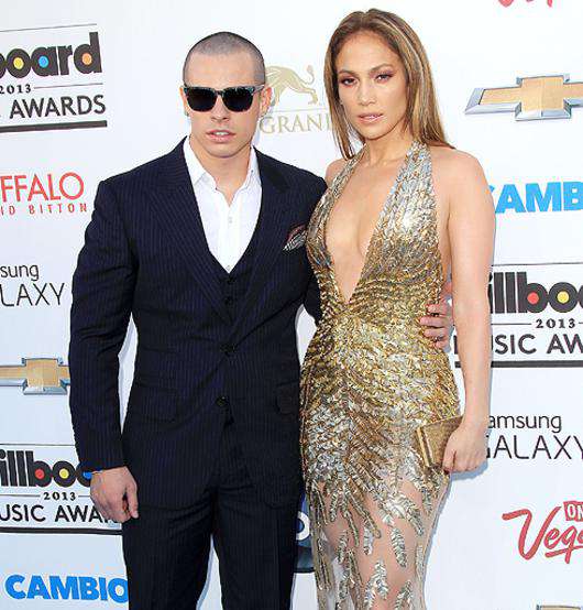 Дженнифер Лопес и Каспер Смарт. Фото: Rex Features/Fotodom.ru.