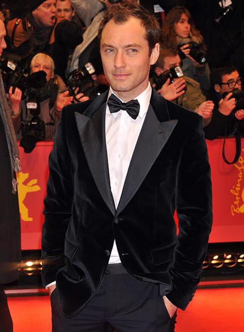 Джуд Лоу завяз в алиментах