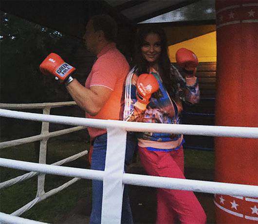 Оксана Федорова и ее муж Андрей Бородин. Фото: Instagram.com/fedorovaoksana.