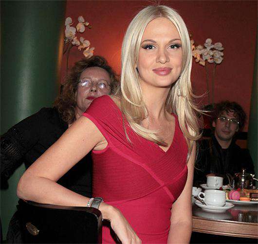 Виктория Допырева.