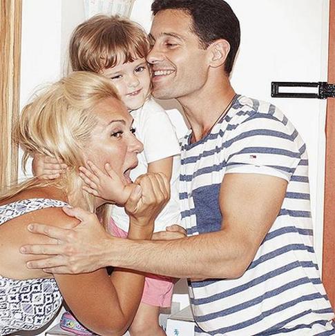 Трехлетняя дочь Антона Макарского начала кормить семью