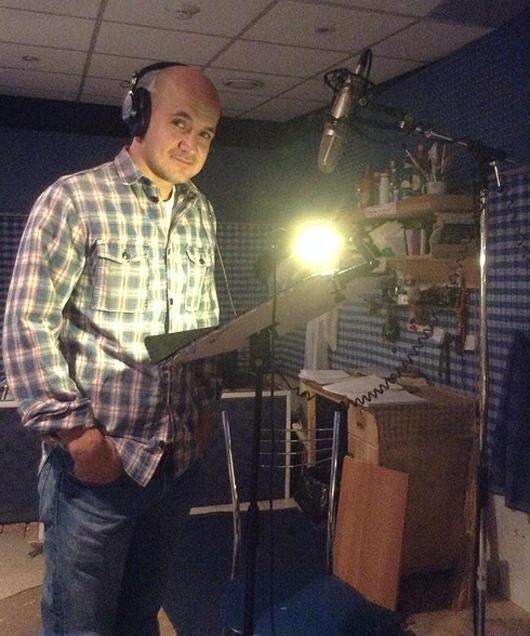 Егор Дружинин озвучил одного из главных персонажей в мультсериале «По ту сторону изгороди». Фото: материалы пресс-служб.