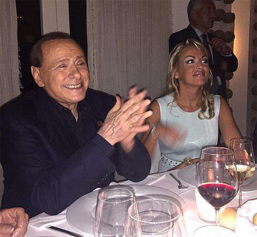 Сильвио Берлускони и Франческа Паскале. Фото: Instagram.com/silvioberlusconi2015.