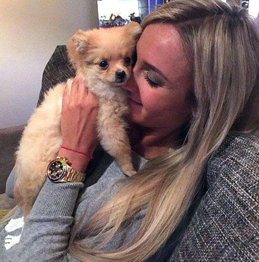 Ольга Бузова с подарком мужа - щенком по кличке Челси. Фото: Instagram.com/buzova86. 