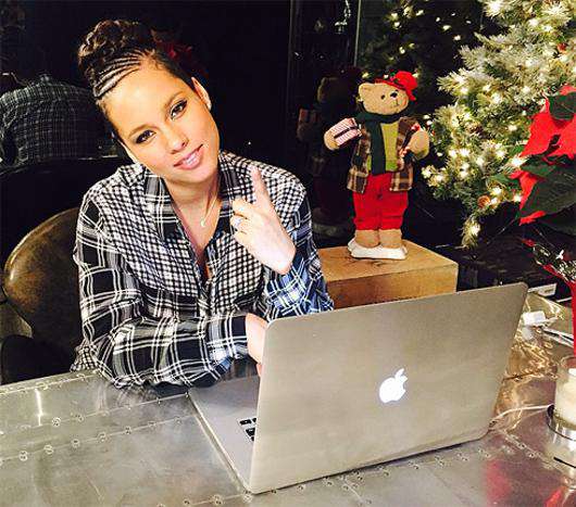 Алиша Киз родила мальчика. Фото: Instagram.com/aliciakeys.