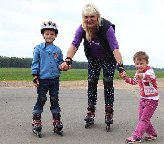 Маргарита Суханкина с детьми.
