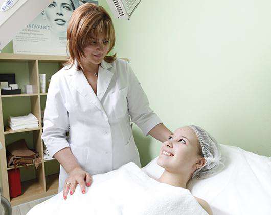 Аппарат TriWings не только омолаживает, но и лечит кожу. Фото: материалы пресс-служб.