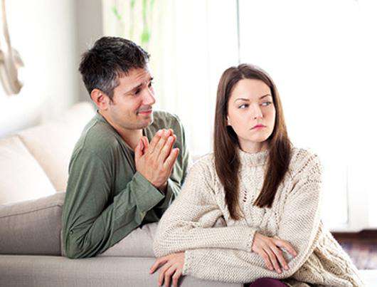 Стоит ли доверять своему избраннику? Фото: Fotolia/PhotoXPress.ru.