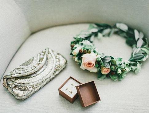 Что положить в сумочку невесты?