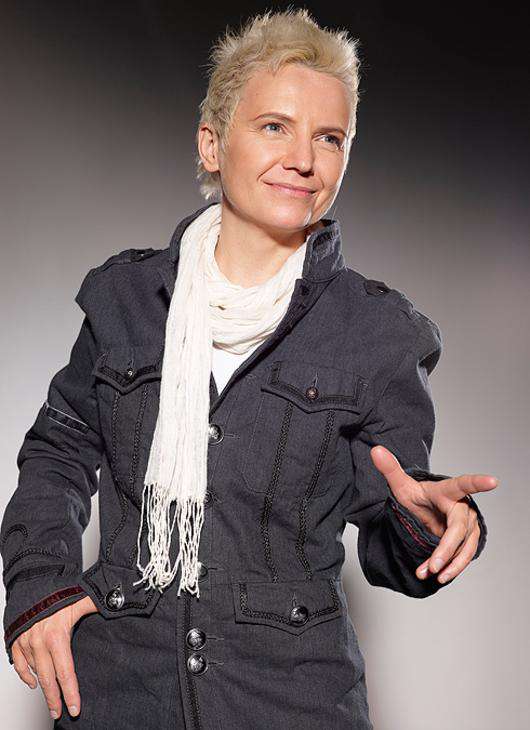 Светлана Сурганова.