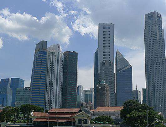 Чтобы посмотреть на небоскребы Сингапура, россиянам нужно заранее оформить визу.