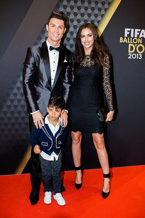 Роналду и Шейк тайно поженились?