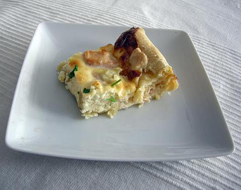 На скорую руку: киш из слоеного теста с семгой