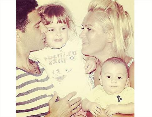 Макарская заверила, что не будет кричать на своего ребенка