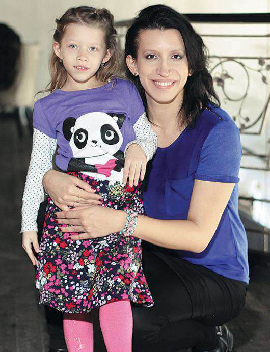 Елена Борщева с дочкой.