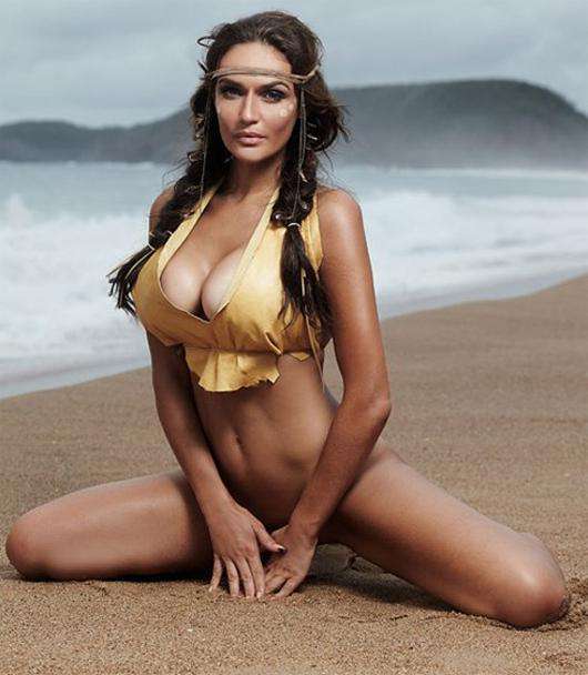 Алена Водонаева. Фото: www.maximonline.ru. 