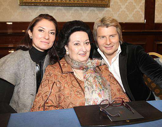 Николай Басков и Монтсеррат Кабалье с дочерью.