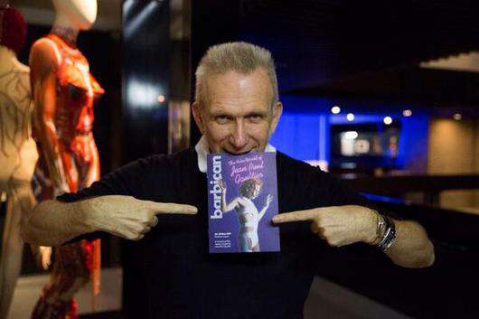 На последний показ линии Готье ready-to-wear ожидают звезд и давних поклонников марки. Фото twitter.com 