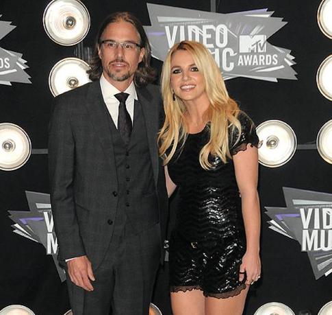 Бритни Спирс тратит тысячи долларов на свою внешность