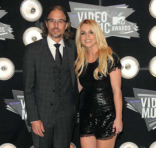 Бритни Спирс и Джейсон Трэвик. Фото: Startracks Photo/Fotodom.ru. 