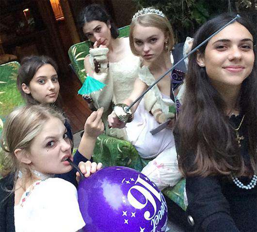 Лили-Роуз Мелоди Депп отметила 16-летие. Фото: Instagram.com/lilyrose_depp.