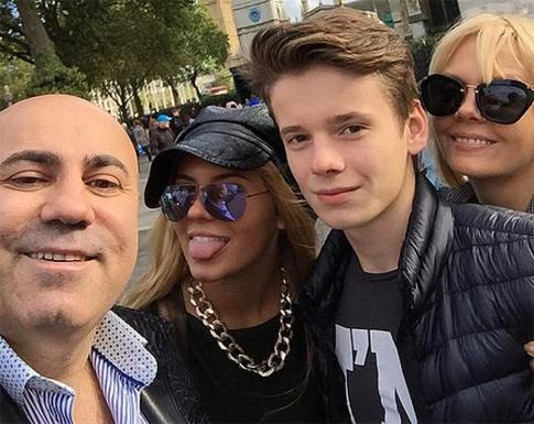 Капризы звездных наследников