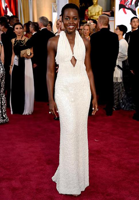 Вор вернул платье Лупиты Нионго стоимостью 150 тысяч долларов